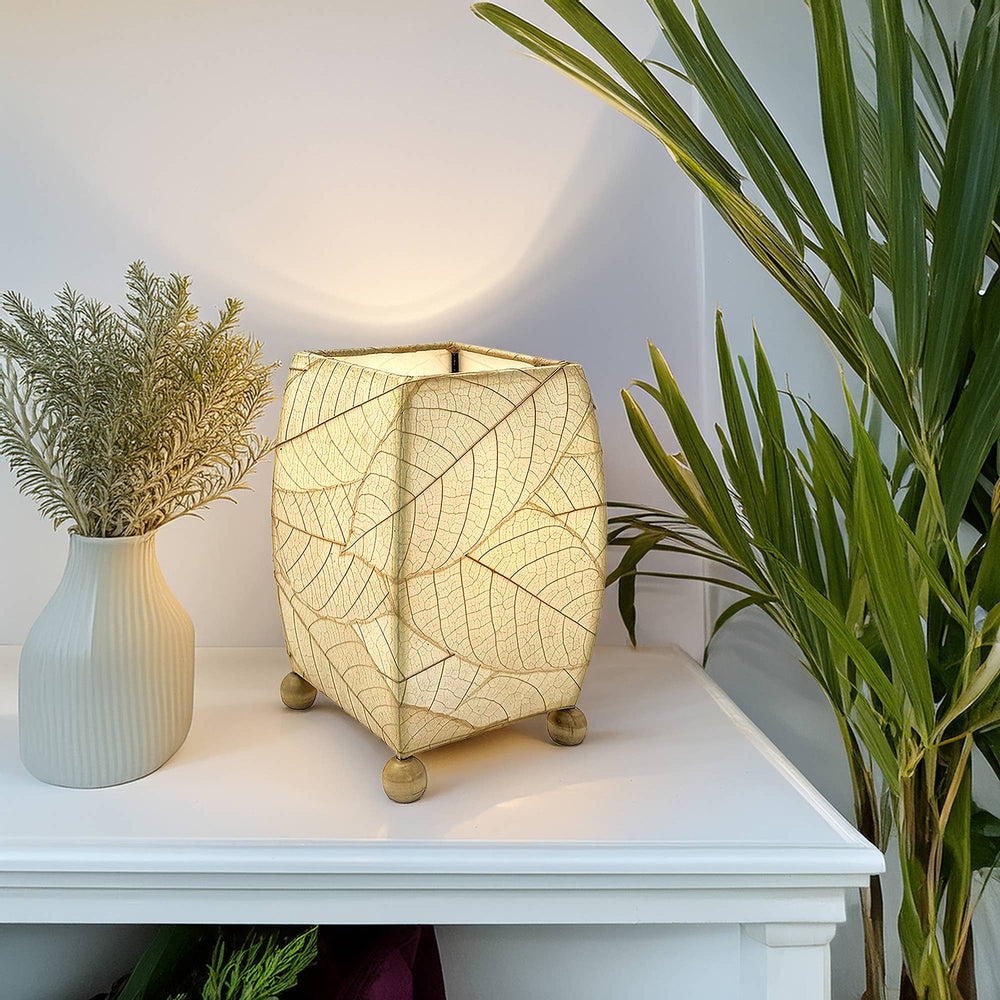 Square Cocoa Leaf Lamp