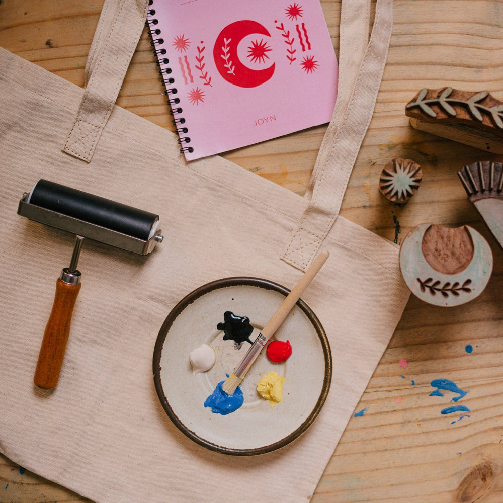 Blok Parti Tote Kits