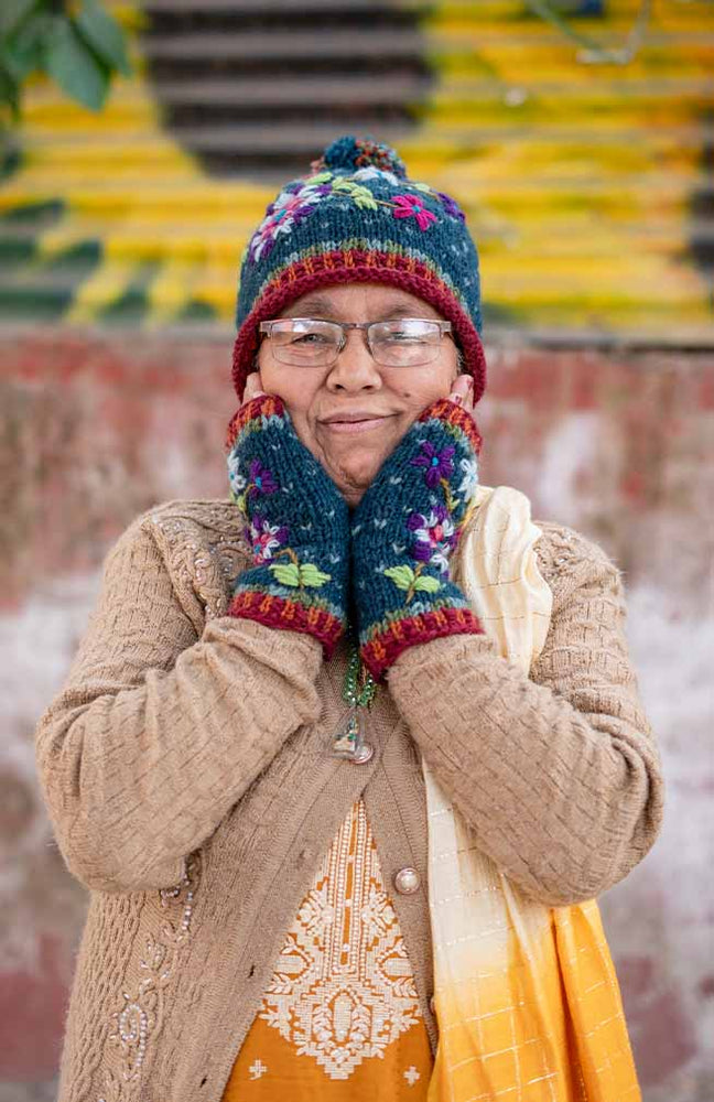 Tik Tik Floral Handwarmer
