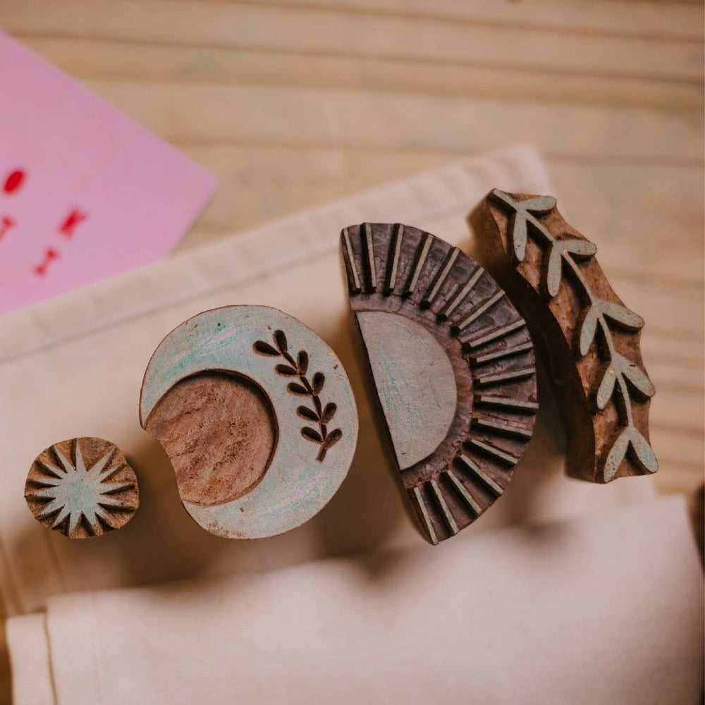 Blok Parti Tote Kits