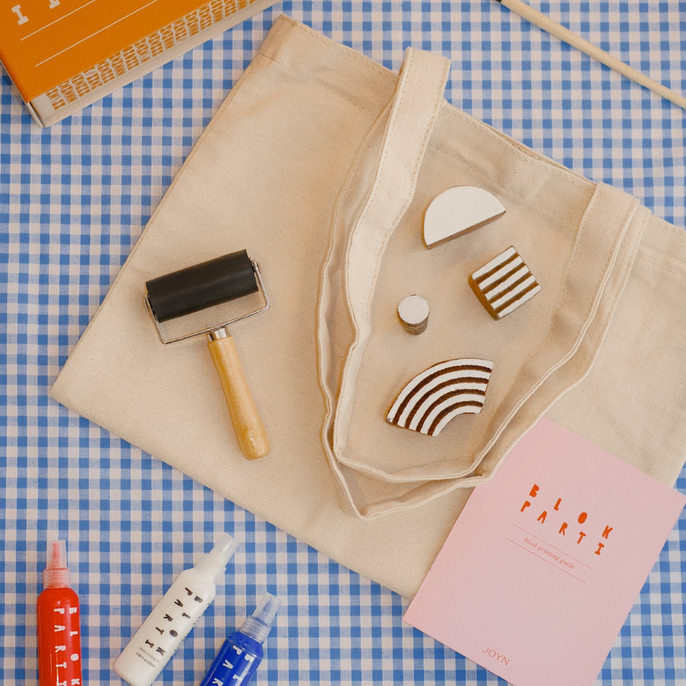 Blok Parti Tote Kits