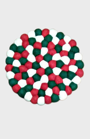 
                
                    Load image into Gallery viewer, Felted Ball Trivet
                
            