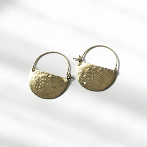 
                
                    Load image into Gallery viewer, Mini Moon Earrings
                
            